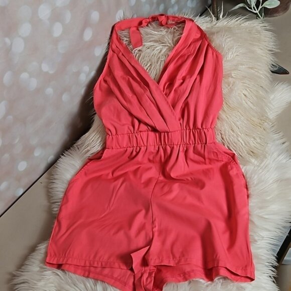 Coral Lightweight Halter Romper With Pockets - Picture 2 of 12